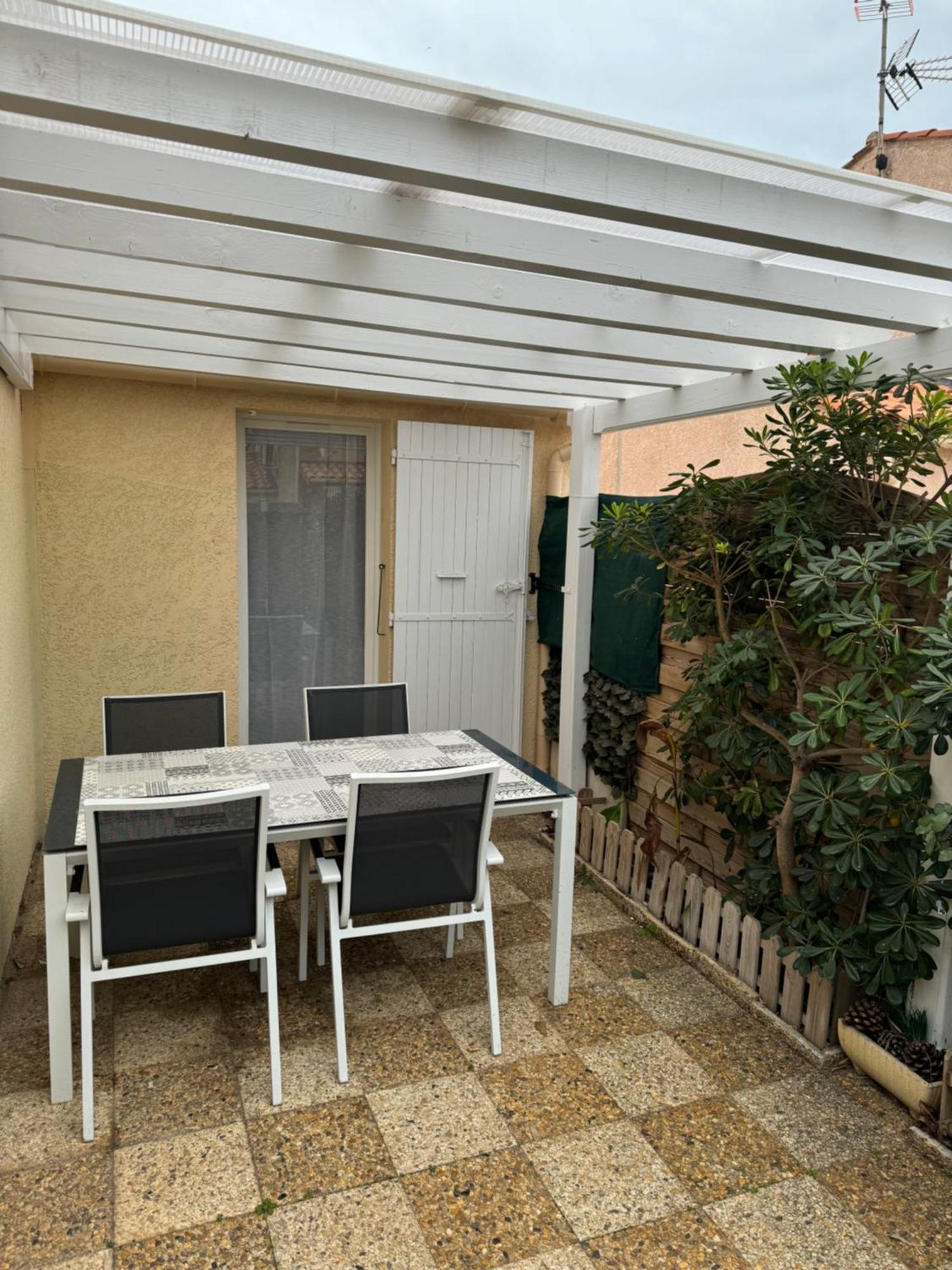 Maison Cocoon Plage du Grazel Gruissan Esterno foto